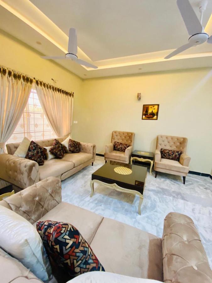 Homey Islamabad Exteriör bild
