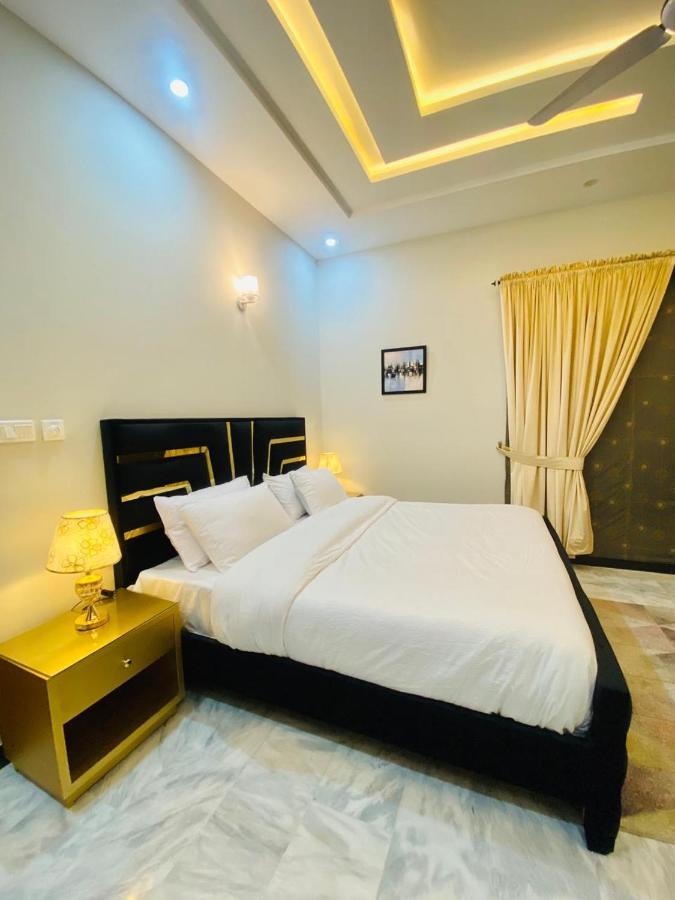 Homey Islamabad Rum bild